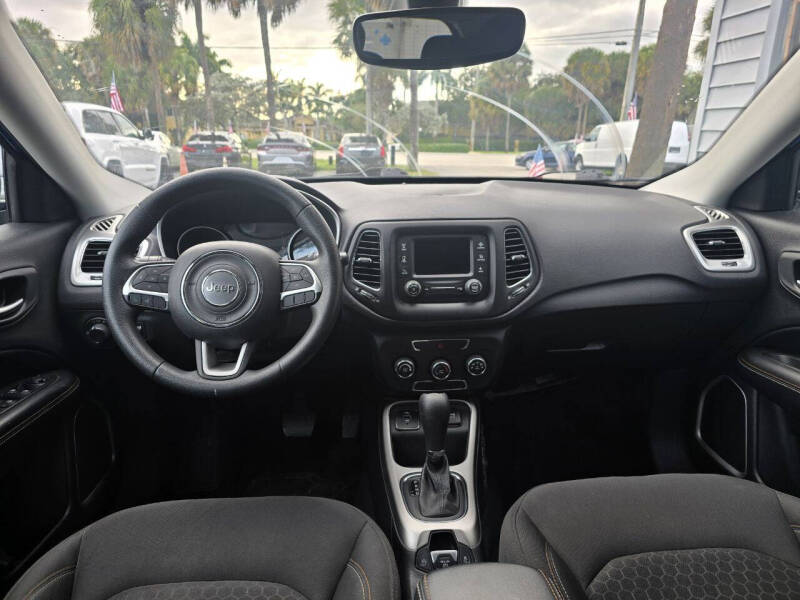 2018 Jeep Compass Sport