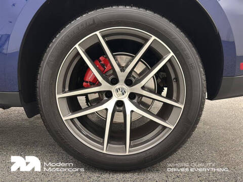 2025 Porsche Macan S