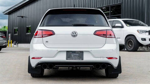 2019 Volkswagen Golf R 4Motion