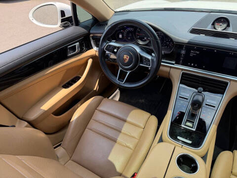 2018 Porsche Panamera 4S