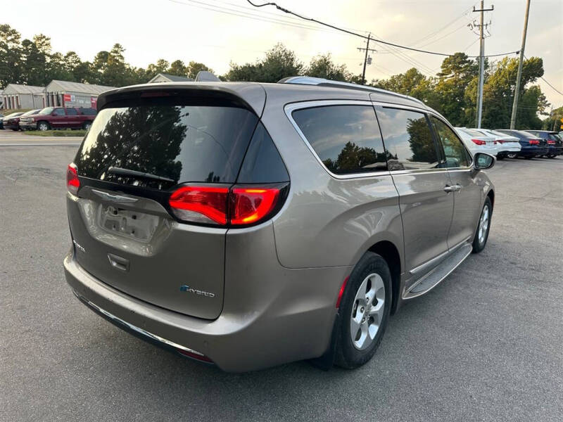 2018 Chrysler Pacifica Touring L