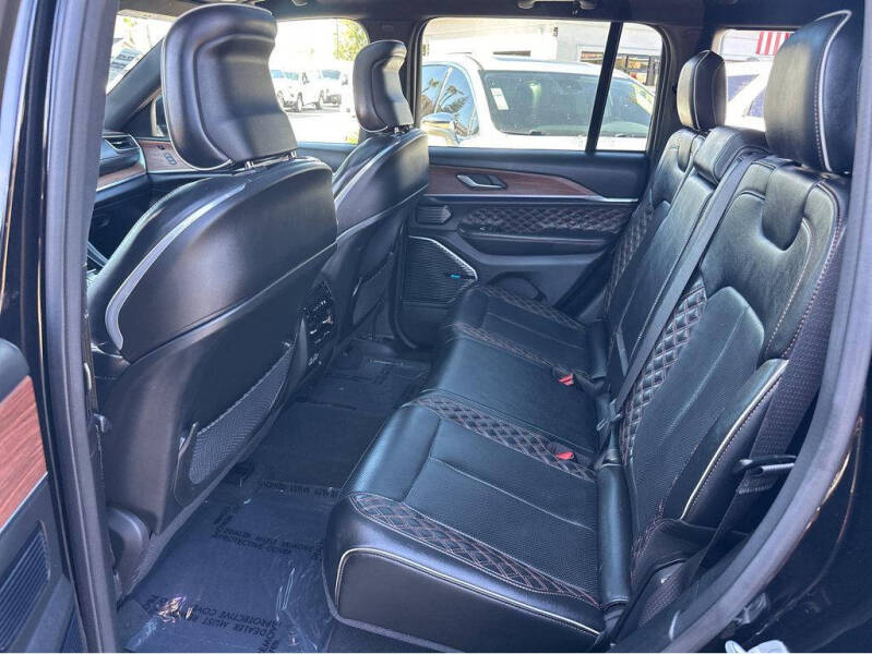 2022 Jeep Grand Cherokee