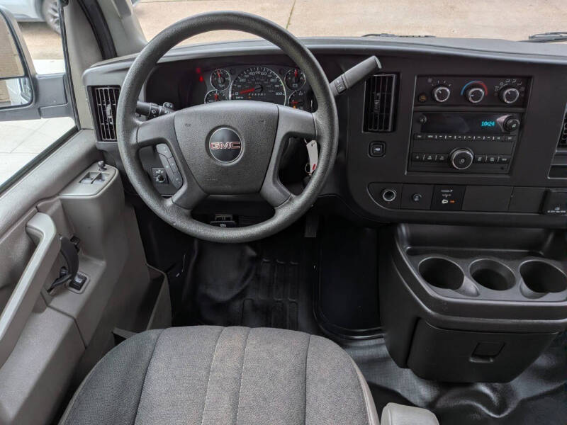 2024 GMC Savana 2500