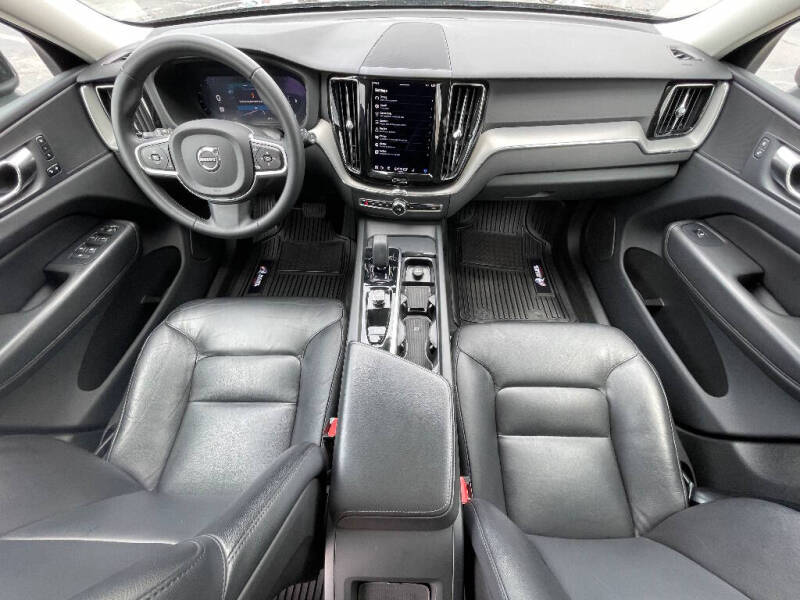 2023 Volvo XC60 B5 Core