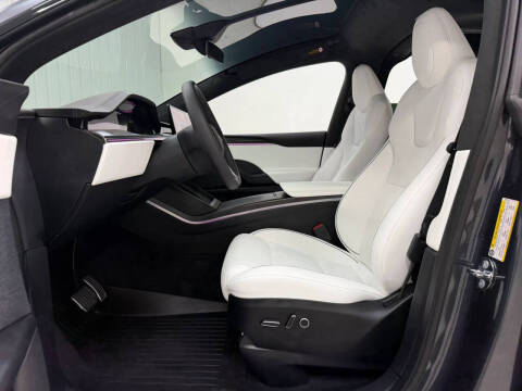 2026 Tesla Model X Plaid
