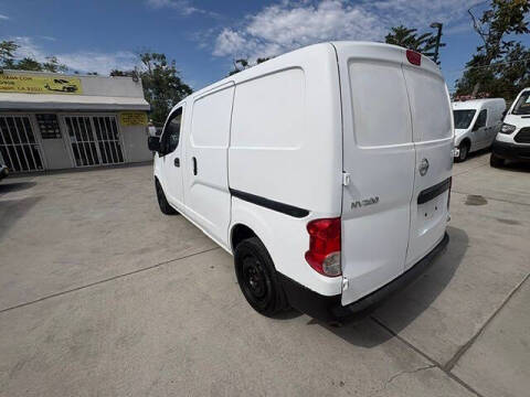2017 Nissan NV200