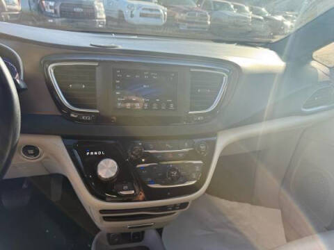 2018 Chrysler Pacifica Touring L