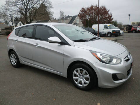 2012 Hyundai Accent for sale at Sinaloa Auto Sales in Salem OR