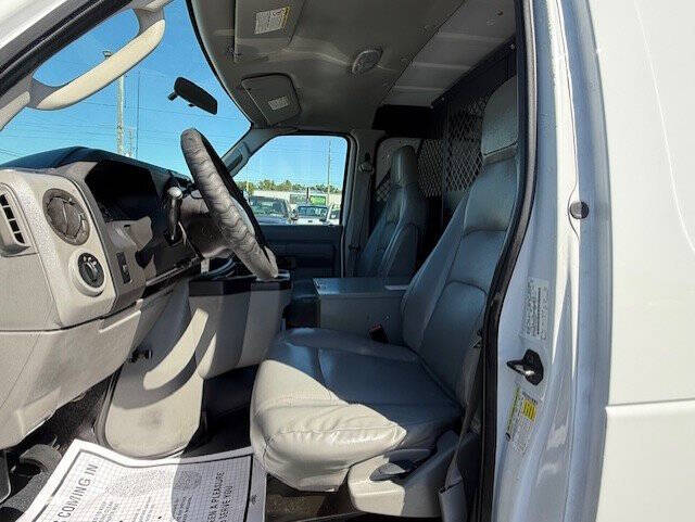 2012 Ford E-Series E-250