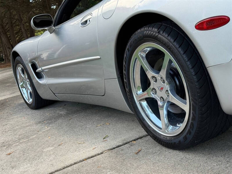 2004 Chevrolet Corvette