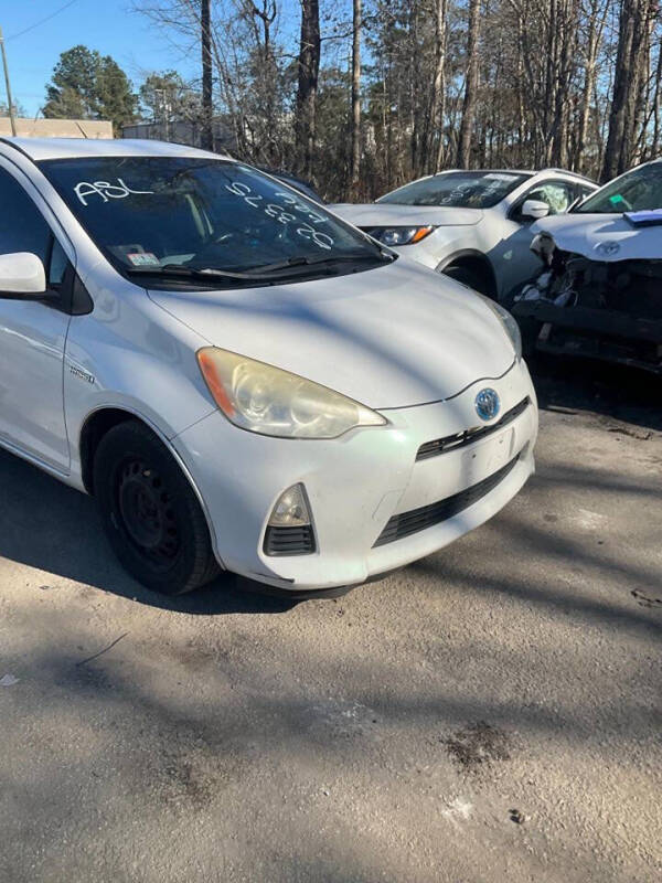 2012 Toyota Prius c Two