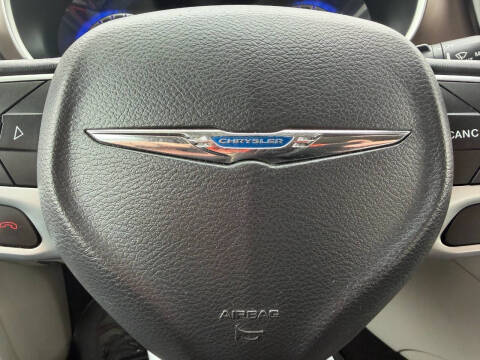 2017 Chrysler Pacifica Touring-L