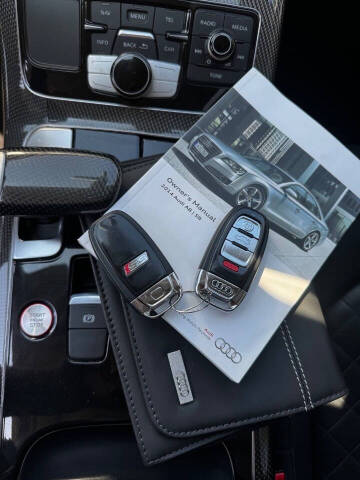 2014 Audi S8 4.0T quattro