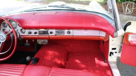 1957 Ford Thunderbird