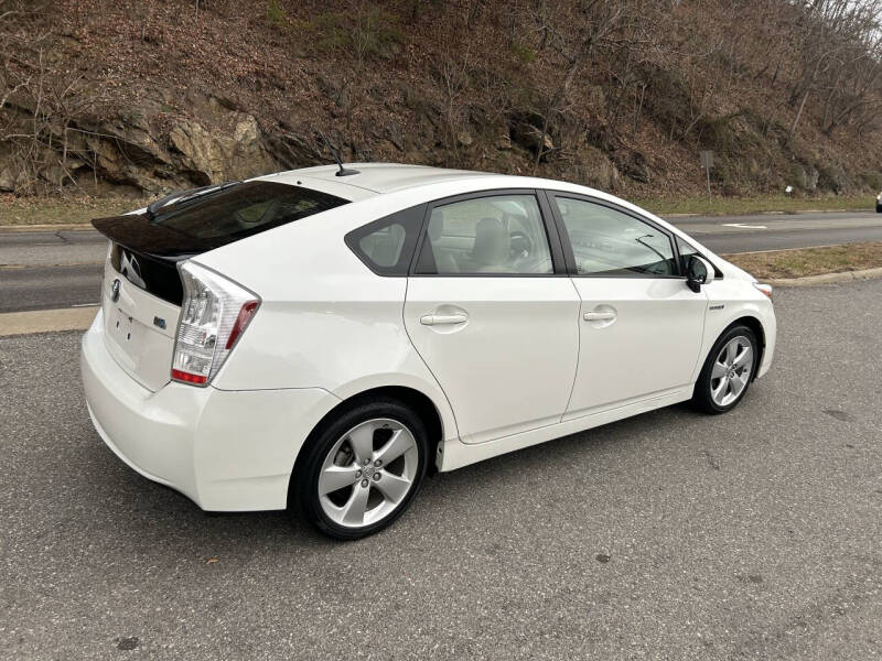 2010 Toyota Prius V