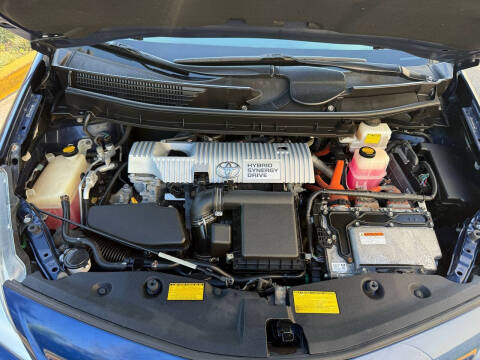 2012 Toyota Prius v Three