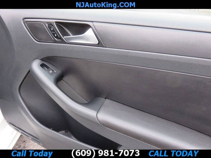 2011 Volkswagen Jetta SE PZEV