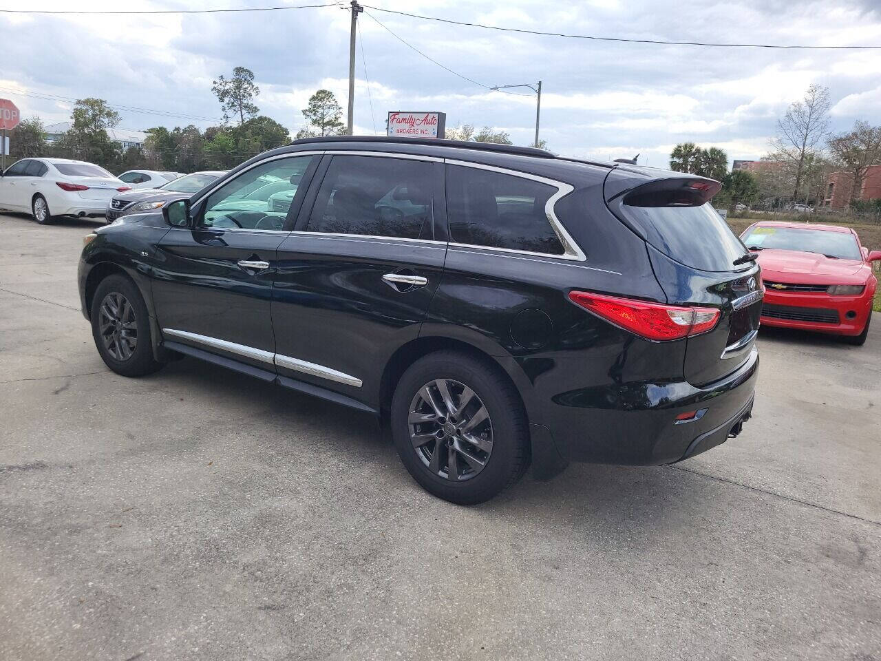 2014 INFINITI QX60 for sale at FAMILY AUTO BROKERS in Longwood, FL