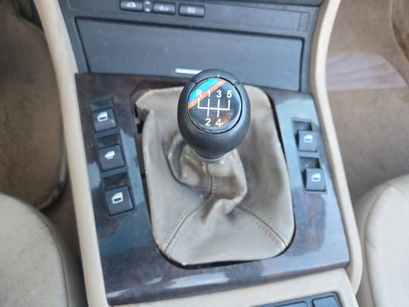 2001 BMW 3 Series 325Ci