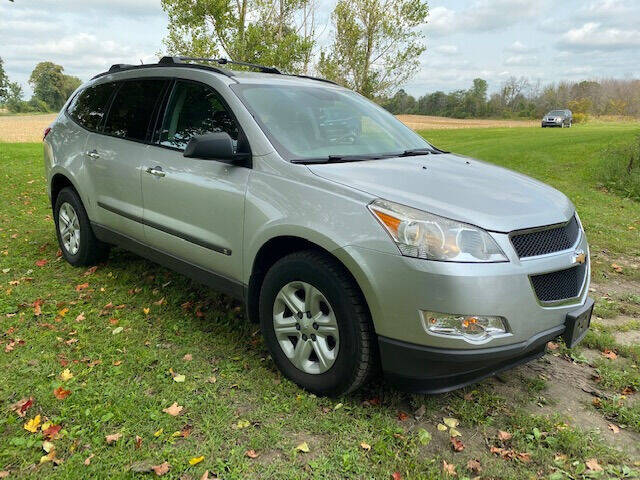 2010 Chevrolet Traverse for sale at Dave's Auto & Truck in Campbellsport WI