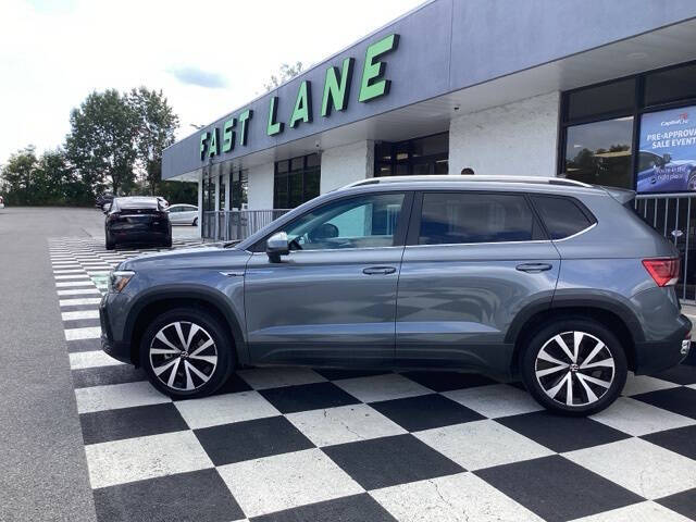 2024 Volkswagen Taos SE