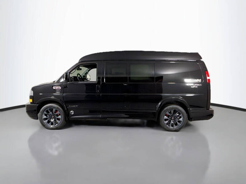 2025 GMC Savana 2500