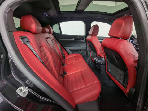 2024 Alfa Romeo Stelvio Veloce