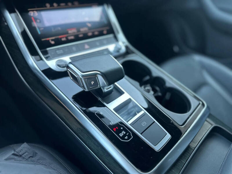 2021 Audi Q7 quattro Premium Plus 45 TFSI