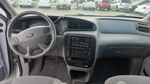 2003 Ford Windstar LX Standard