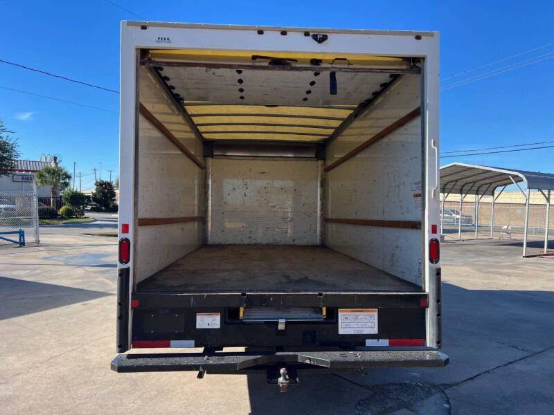 2020 GMC Savana 3500