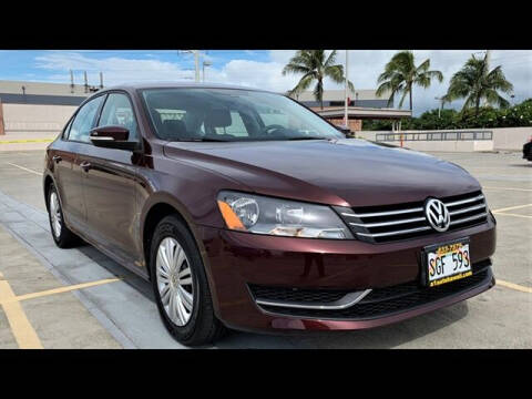 2014 Volkswagen Passat 1.8T S PZEV