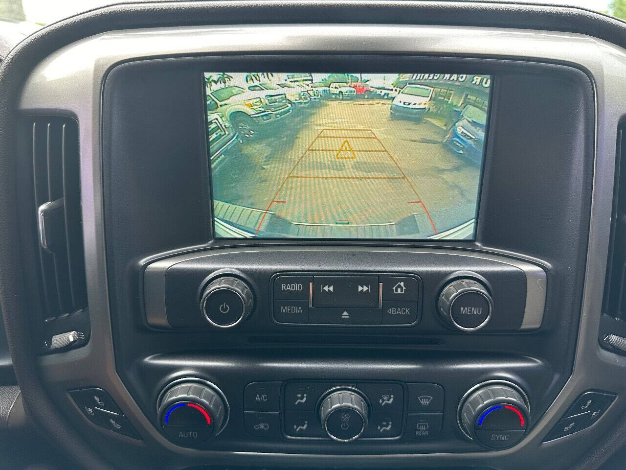 2019 CHEVROLET Silverado HD Pickup - $39,900