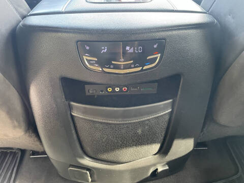 2016 Cadillac Escalade Platinum