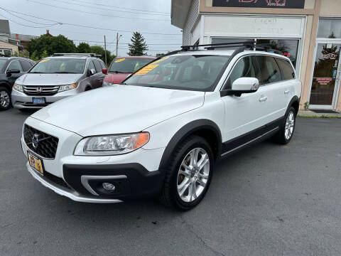 2016 Volvo XC70 for sale at ADAM AUTO AGENCY in Rensselaer NY