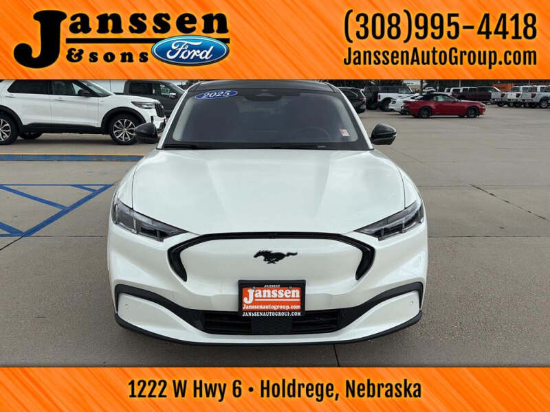 2025 Ford Mustang Mach-E Premium