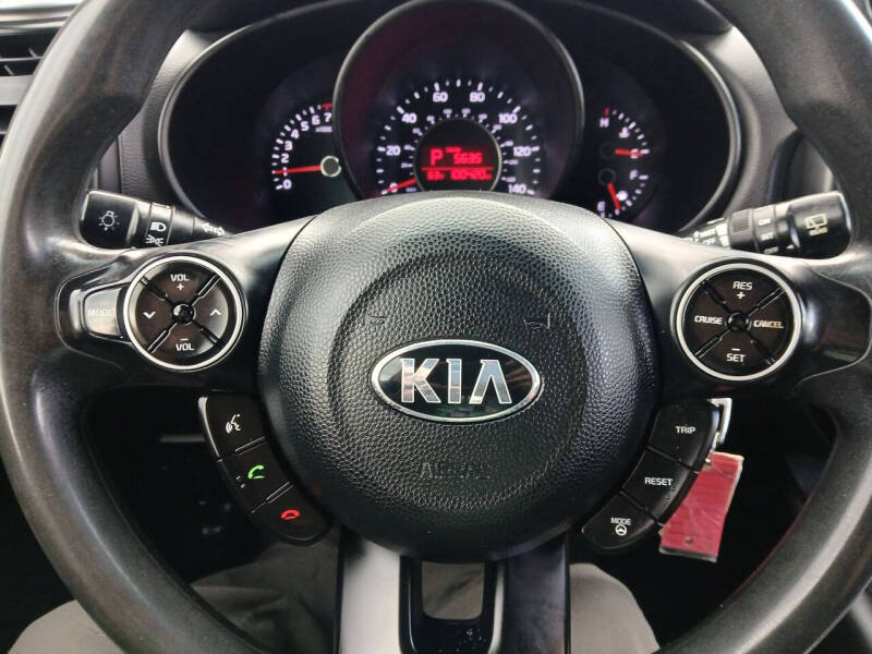 2016 Kia Soul +