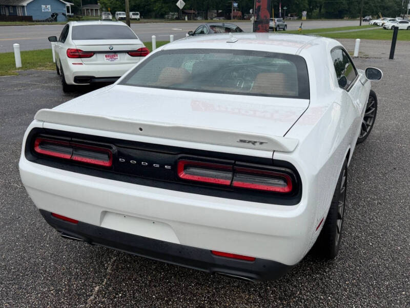 2016 Dodge Challenger SRT 392