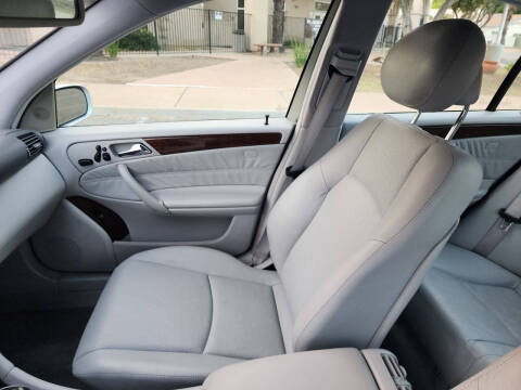 2001 Mercedes-Benz C-Class C 320