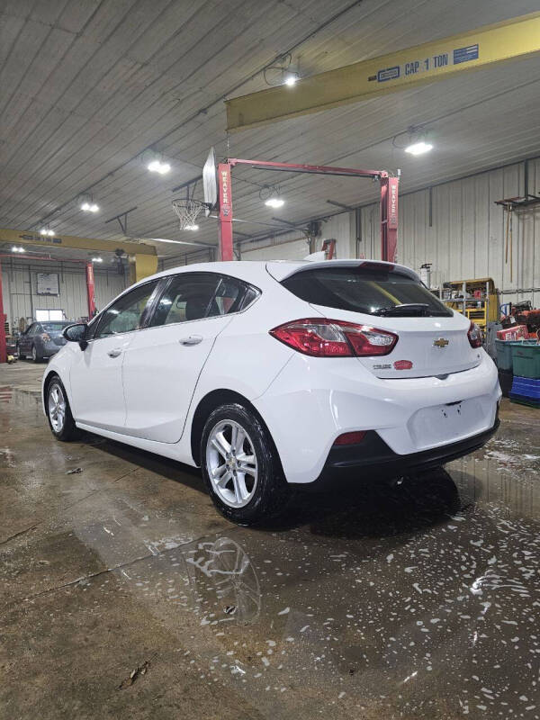 2017 Chevrolet Cruze LT Auto