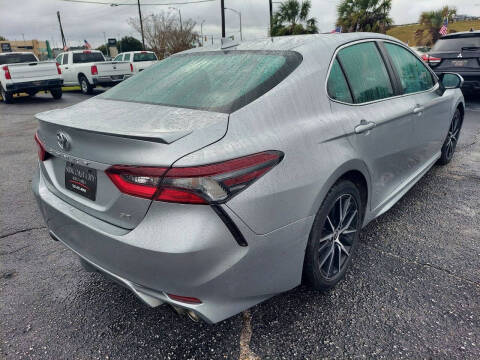 2021 Toyota Camry SE