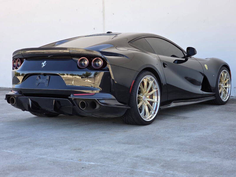 2019 Ferrari 812 Superfast