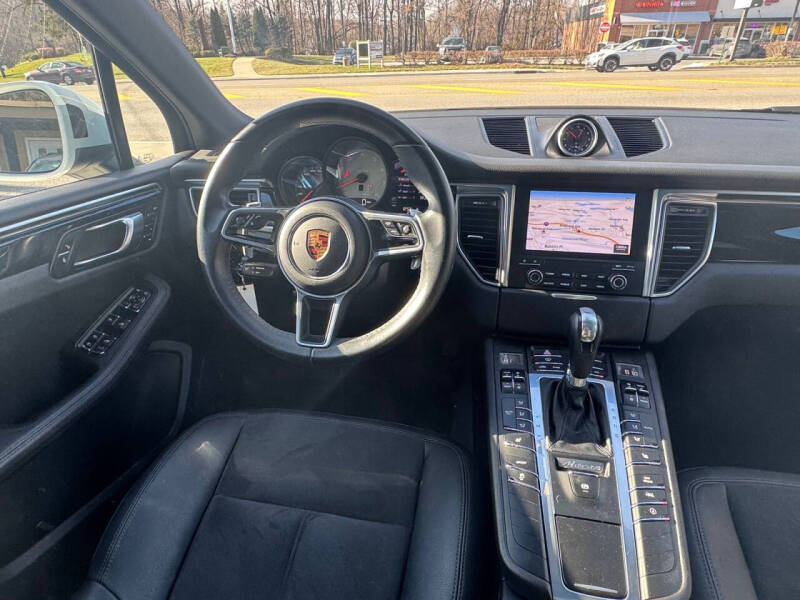 2017 Porsche Macan S