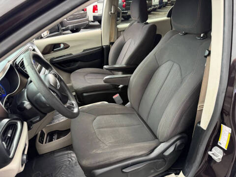 2018 Chrysler Pacifica L