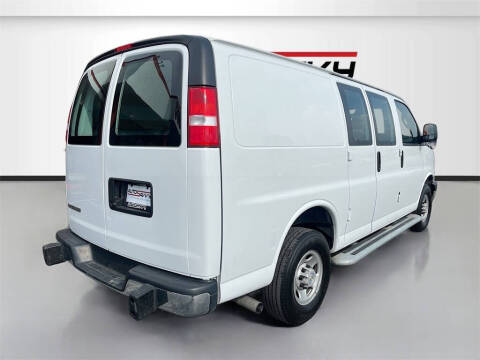 2023 Chevrolet Express 2500
