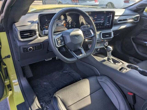 2025 Ford Mustang EcoBoost Premium