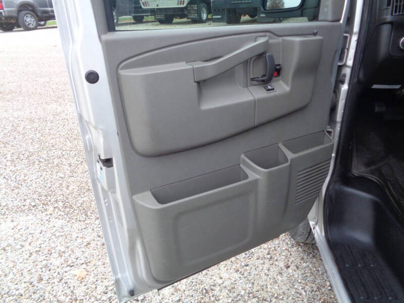 2017 GMC Savana LT 3500