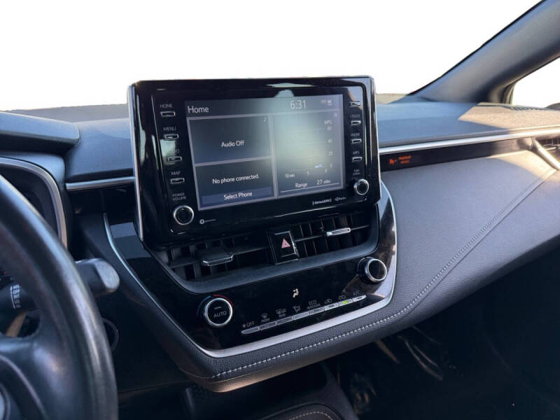 2022 Toyota Corolla Hatchback SE