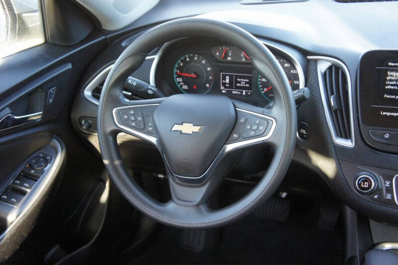 2025 Chevrolet Malibu LT