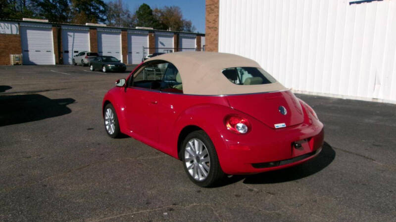 2008 Volkswagen New Beetle Convertible SE