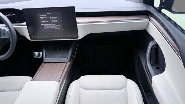 2023 Tesla Model X